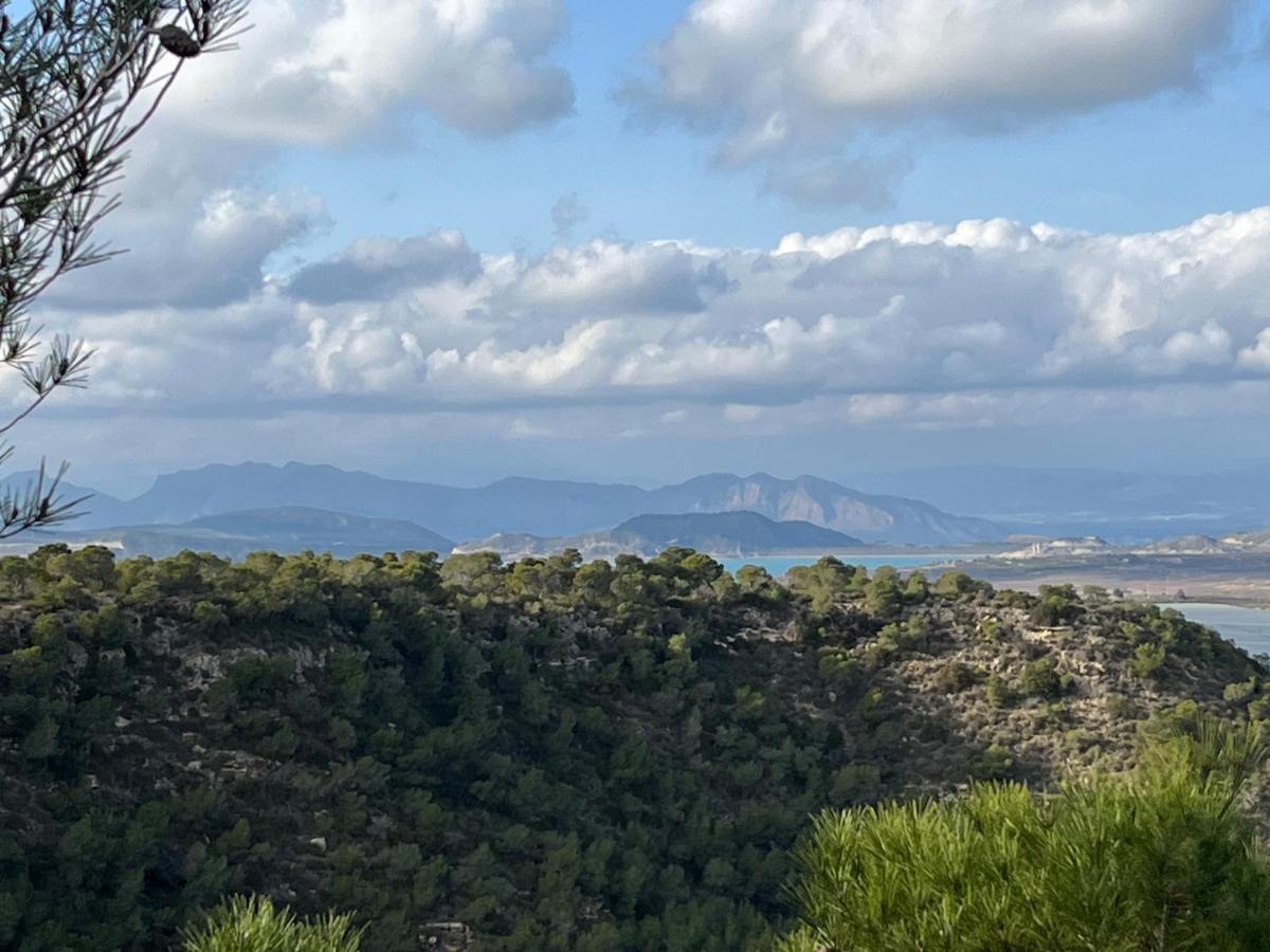Villamartin Apartment. Excellent Location For Golfers, Cyclists And Hikers Екстериор снимка