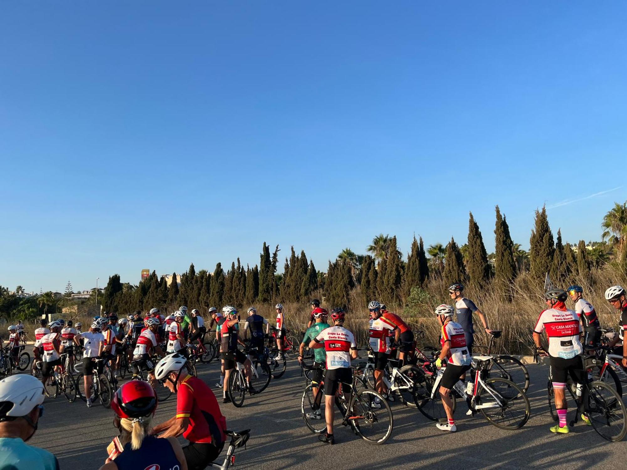 Villamartin Apartment. Excellent Location For Golfers, Cyclists And Hikers Екстериор снимка